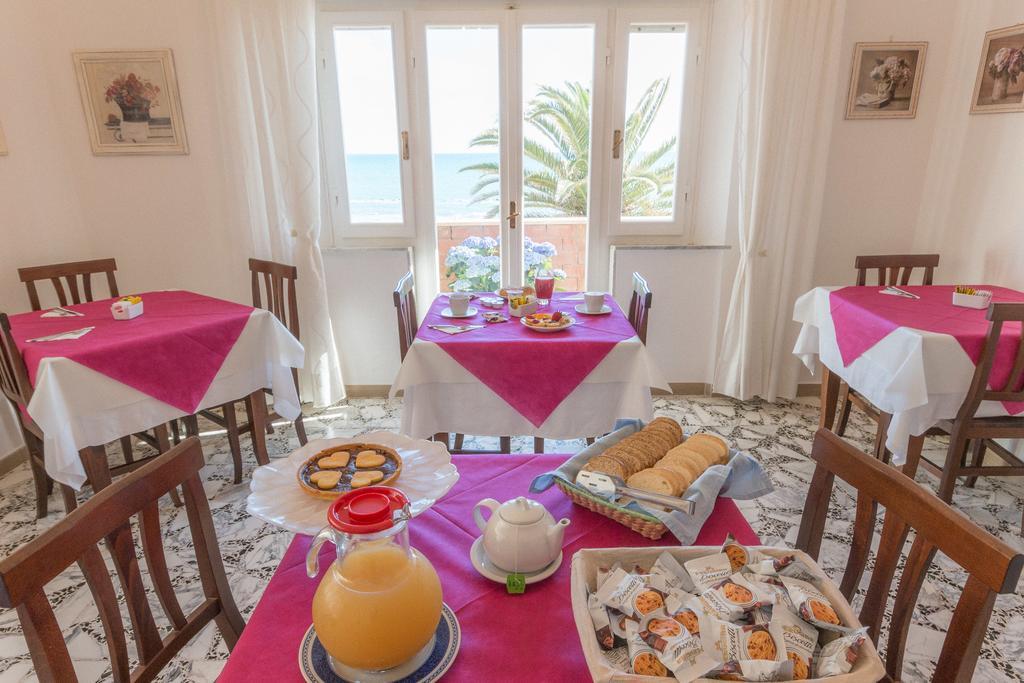 B&B Livia Castiglione della Pescaia Bagian luar foto